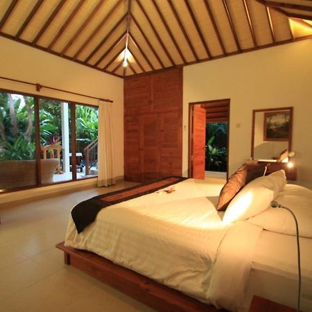 Villa Sutra Pemuteran Kültér fotó